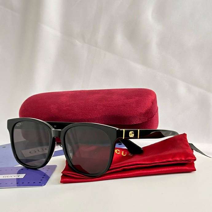 Picture of Gucci Sunglasses _SKUfw56787654fw